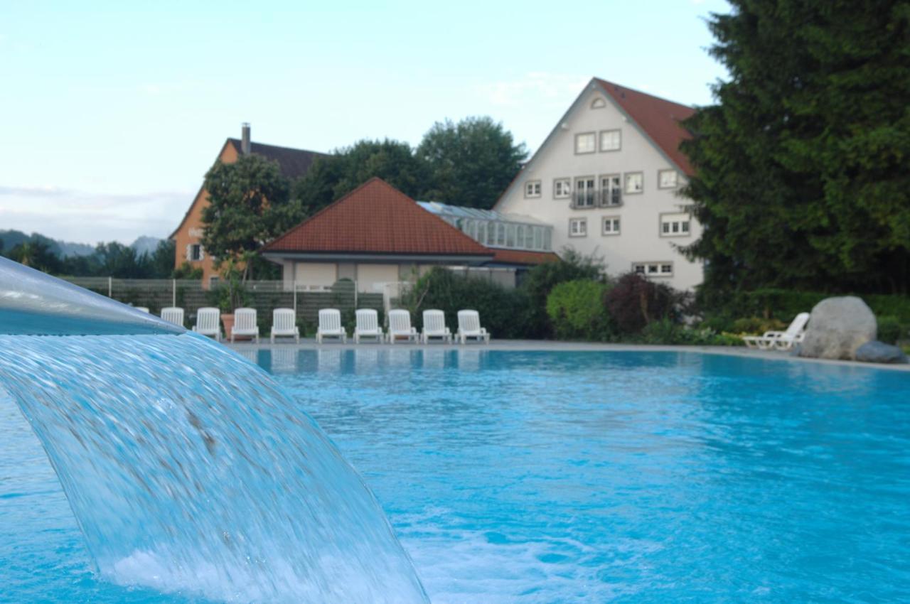 Landhotel Gutshof Camping Badhuetten Tettnang Exterior foto